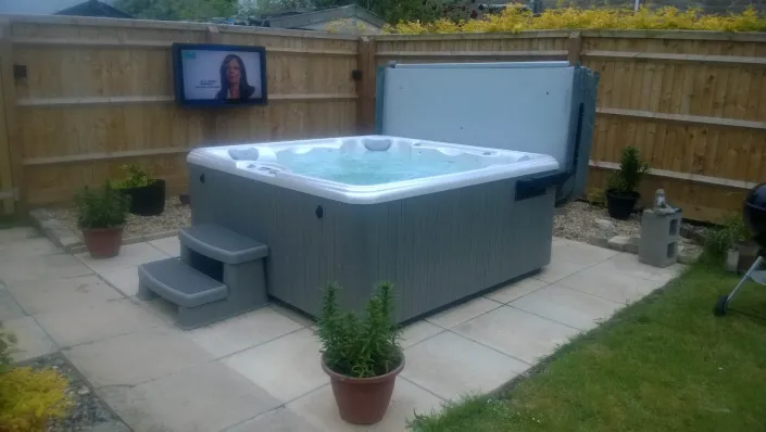 Waterproof Tv Jacuzzi Pool Hot Tub